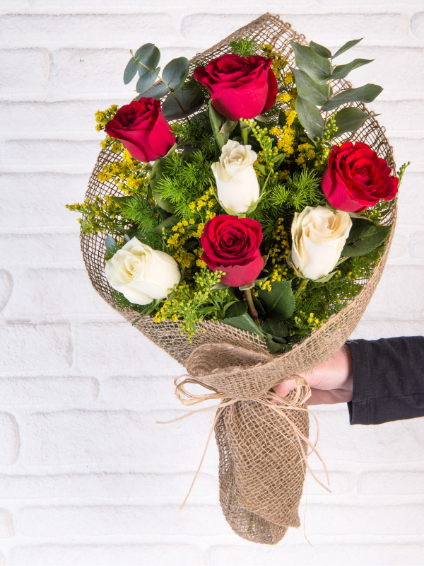  Antalya Çiçekçi - Beyond Çiçek Buketi