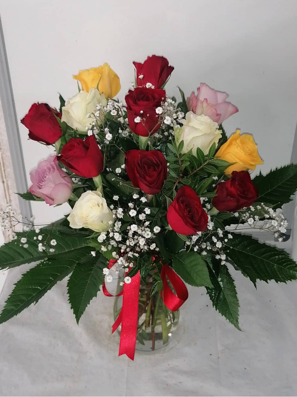 Antalya Çiçek Siparişi - Kristal Silindir Cam Vazoda Rengarenk Güller