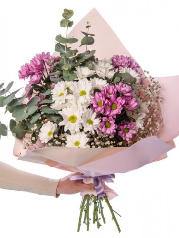  Antalya Çiçekçi - Pembe  Buket Kağıdında Beyaz ve Pembe Papatyalar