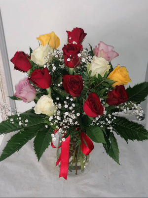 Antalya Çiçek Siparişi - Kristal Silindir Cam Vazoda Rengarenk Güller